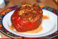 פלפל אדום ממולא אורז עגול סוגת, בשר, שקדים סוגת וצימוקים ברוטב עגבניות לראש השנה