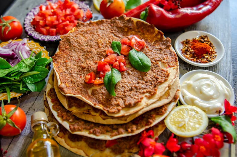 לחמג'ון — פיצה טורקית בבשר