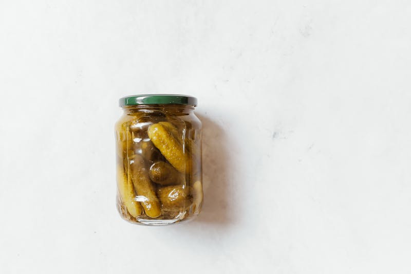 מלפפונים חמוצים ביתיים בסגנון ירושלמי