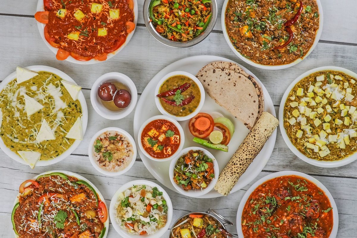 קיצ'ורי הודי — אורז ועדשים מתובלים