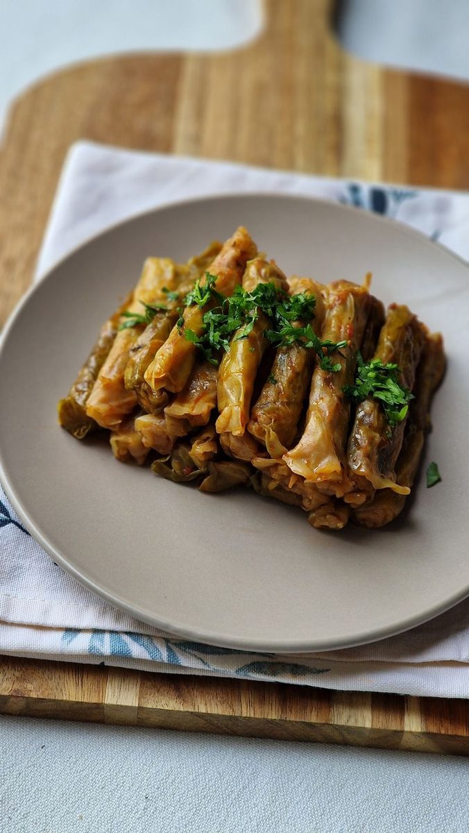 ממולאות כרוב ברוטב עגבניות