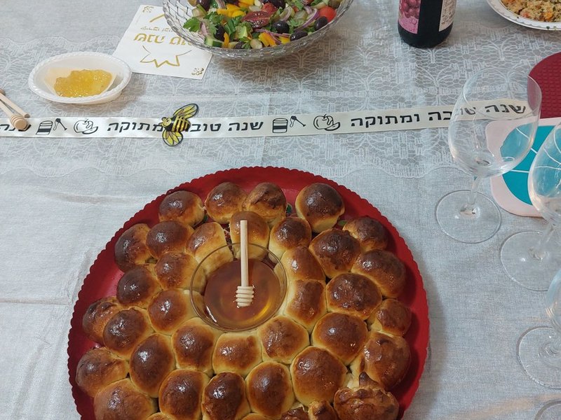 חלת לחמניות עגולה לראש השנה