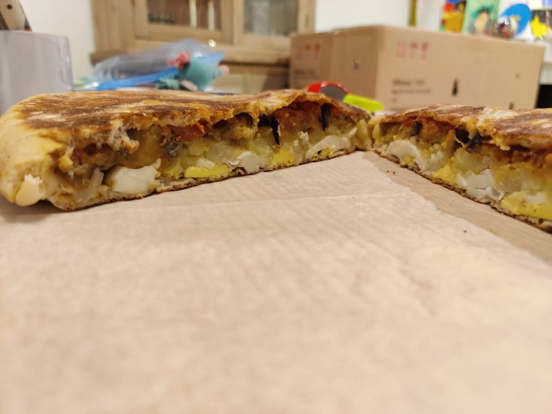 טוסט סביח בטורטיה