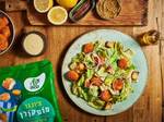 סלט קיסר עם קרוטונים ופופקורן שניצל