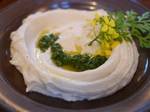 חומוס כרובית צלויה עם מסבחה ירוקה