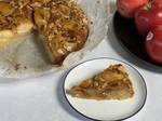 עוגת שקדים כשרה לפסח עם תפוחים מקורמלים