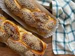 חלות קלועות ממולאות בשר ומנגולד